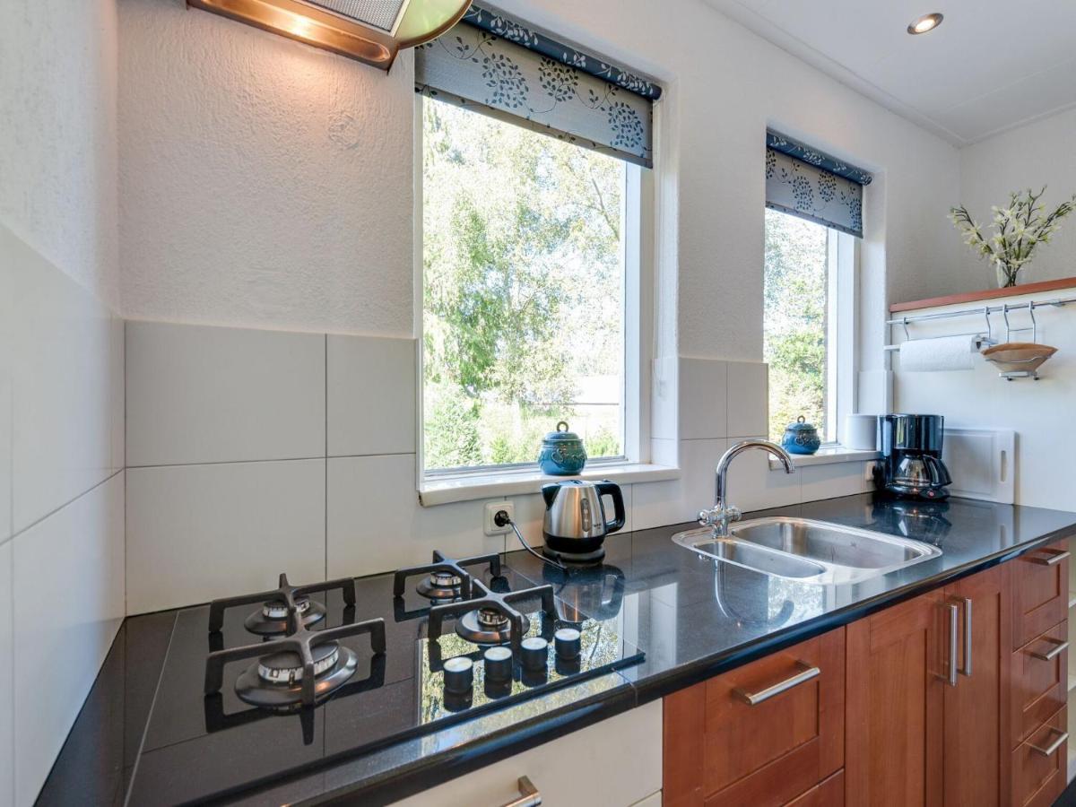 Cozy Vacation Home With A Private Garden Mantinge エクステリア 写真